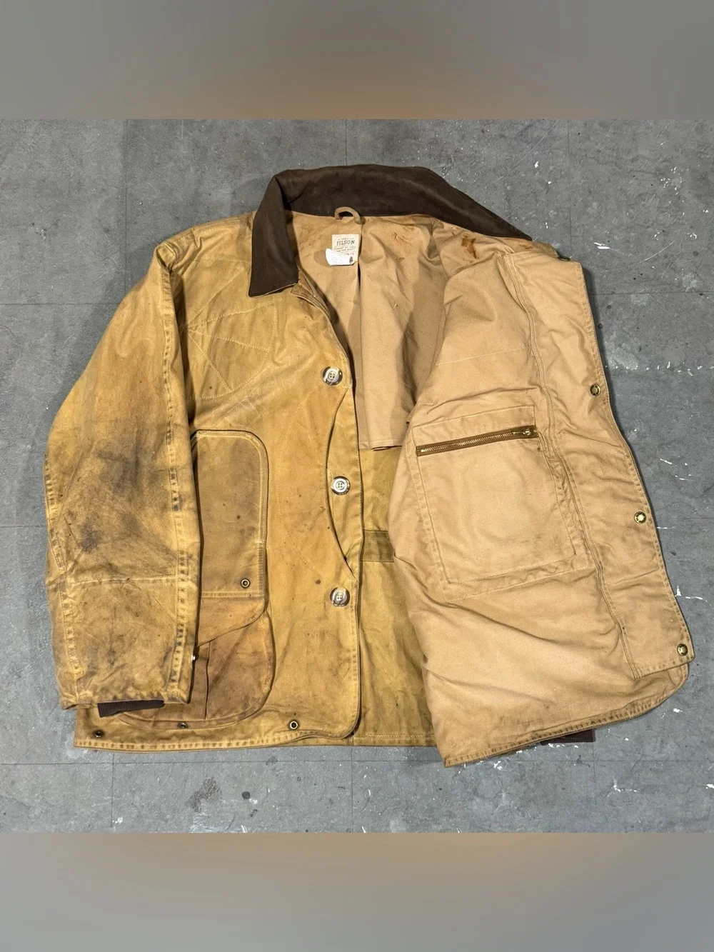Filson outdoor pockets mid